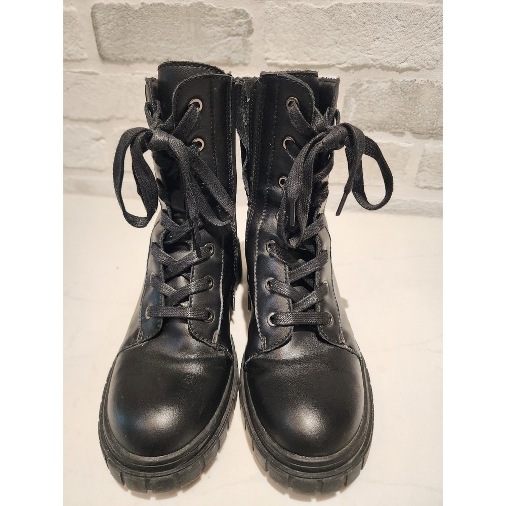 Aqua College Waterproof Rainboots Size 7 1/2 Laces And Zipper used